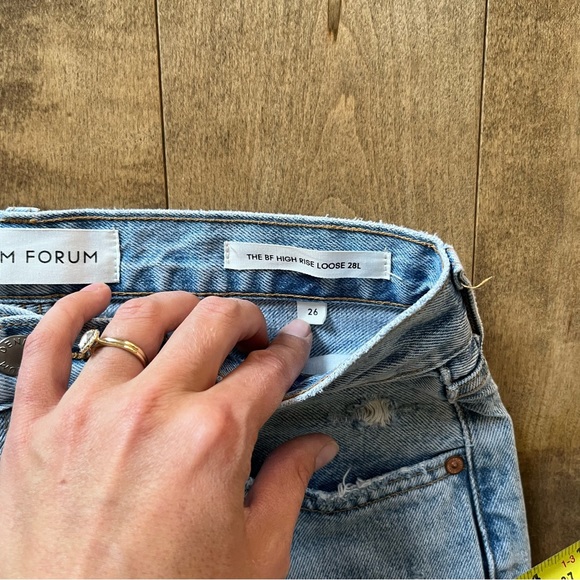 ARITZIA Denim Forum High Rise BF Loose 28L - Picture 4 of 7